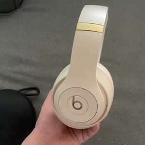 Beats by Dre Studio 3 Headphones